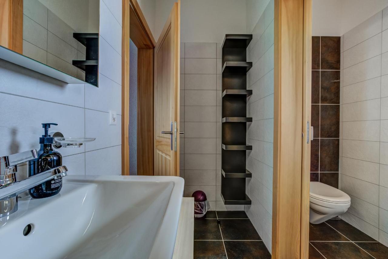 Chalet Flocon De Neige - Jacuzzi - Sauna La Tzoumaz Zewnętrze zdjęcie